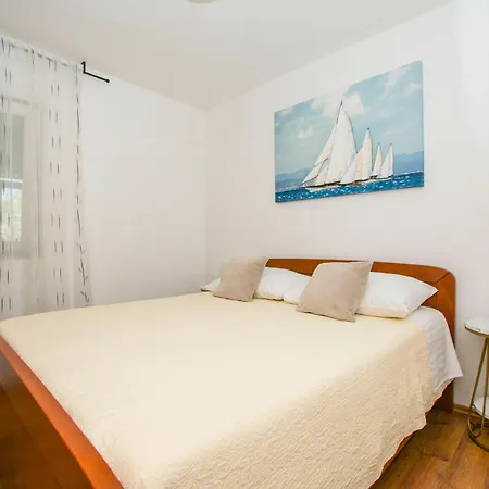 House Sea Cloud Dom wakacyjny Pašman